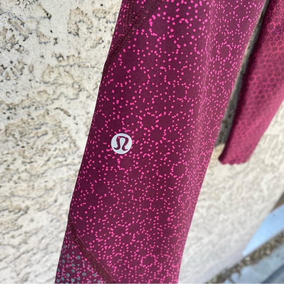 LULULEMON Tight Stuff Reflective Scalloped Leggings - Picture 5 of 7